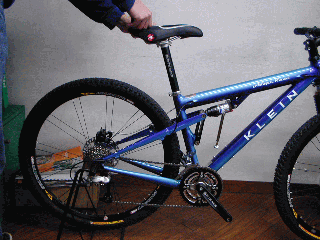 �N���C��adept�̓���